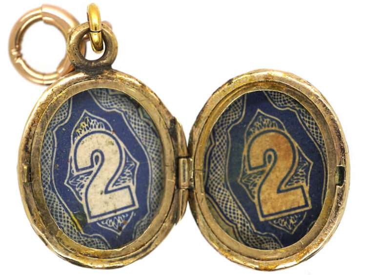 Victorian 15ct Gold Oval Onyx Locket