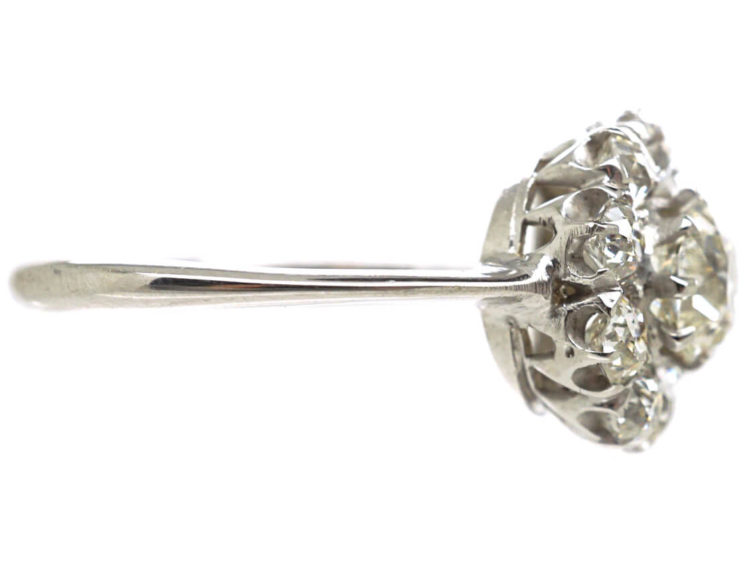 18ct White Gold Diamond Cluster Ring