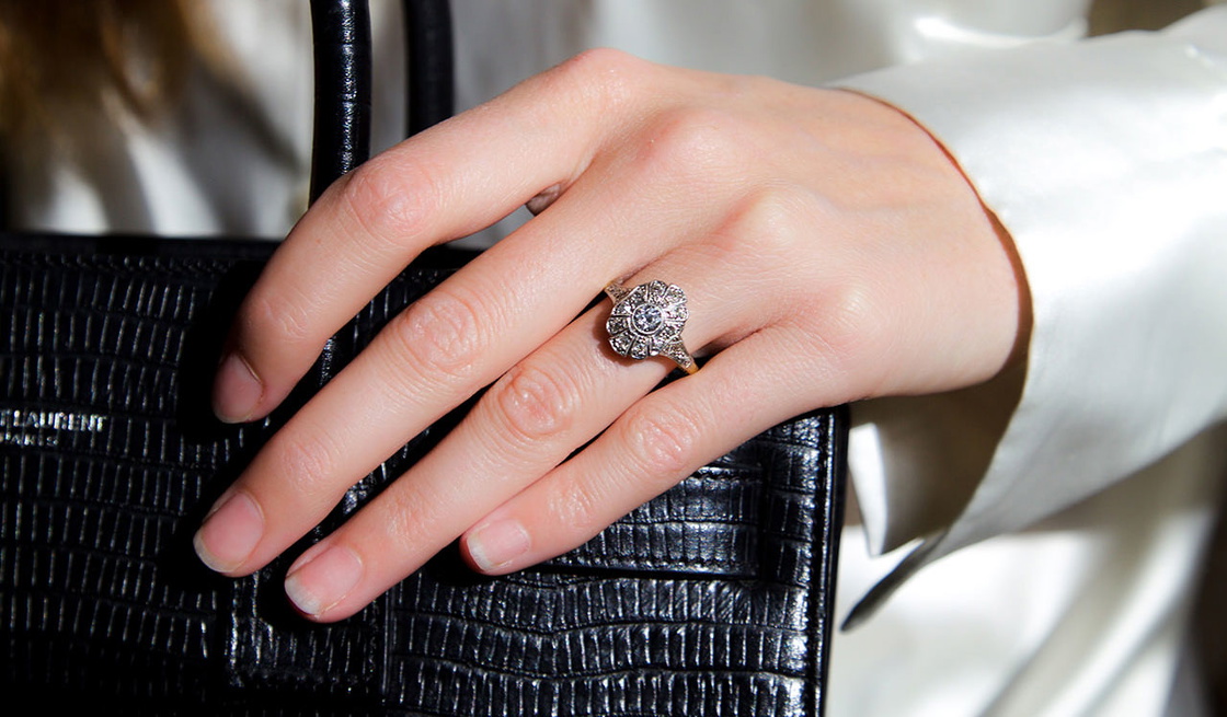 Art Deco Oval Diamond Cluster Ring With Diamond Shoulders