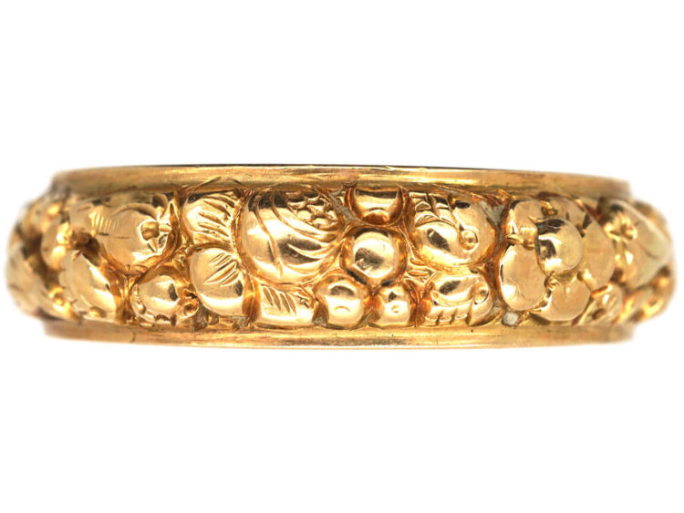 Georgian 18ct Gold Repoussé Band Ring with Hidden Locket Compartment
