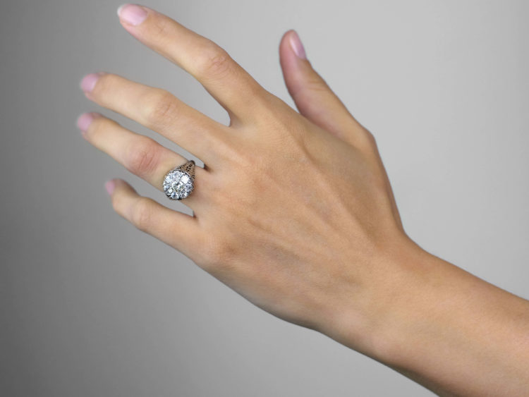 Art Deco 18ct White Gold Diamond Cluster Ring