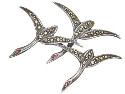 Antique jewellery birds