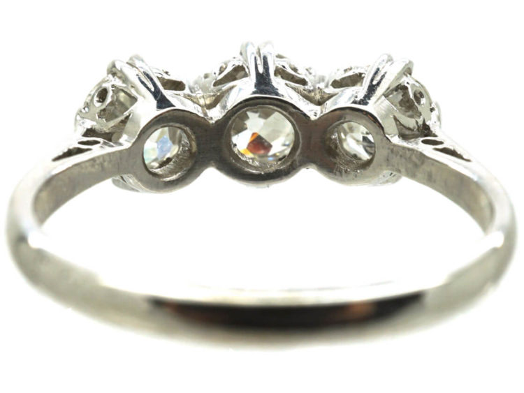 18ct Gold Three Stone Diamond Ring