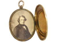 Victorian 18ct Gold & Black Enamel Oval Mourning Locket