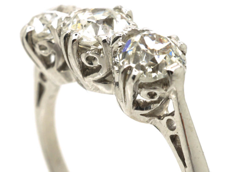 18ct Gold Three Stone Diamond Ring