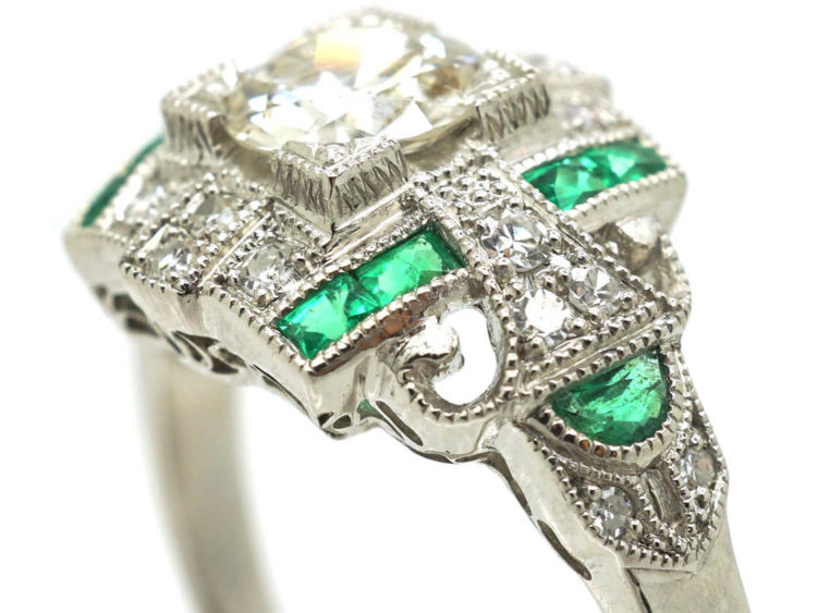 Art Deco 18ct White Gold Emerald & Diamond Ring