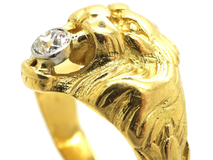 French 18ct Gold Belle Epoque Lion Ring set with a Diamond