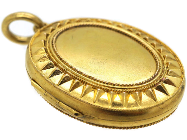 Victorian 15ct Gold Oval Locket