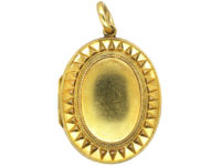 Victorian 15ct Gold Oval Locket