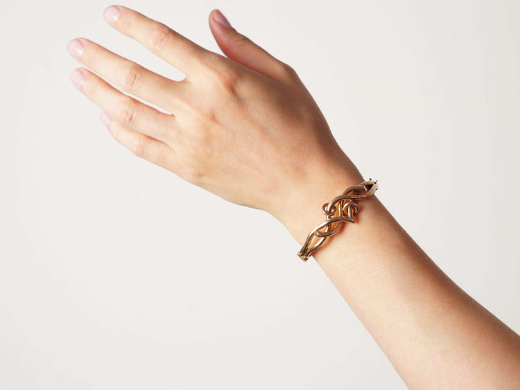 Edwardian 9ct Gold Coily Bangle