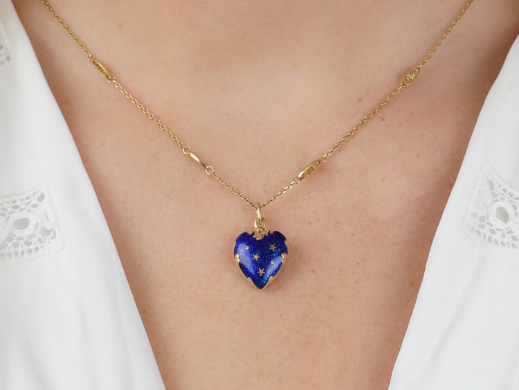 18ct Gold & Blue Enamel Heart Shaped Pendant by Fabergé