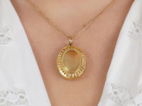 Victorian 15ct Gold Oval Locket