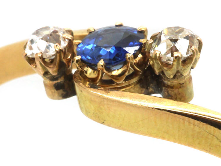 Edwardian 15ct Gold Bangle set with a Ceylon Sapphire & Diamonds