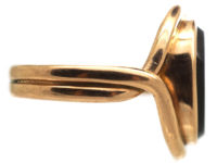 Victorian 18ct Gold Signet Ring with Onyx Intaglio of a Crest