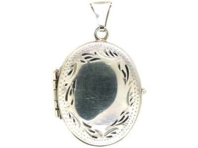 Siver Oval Locket