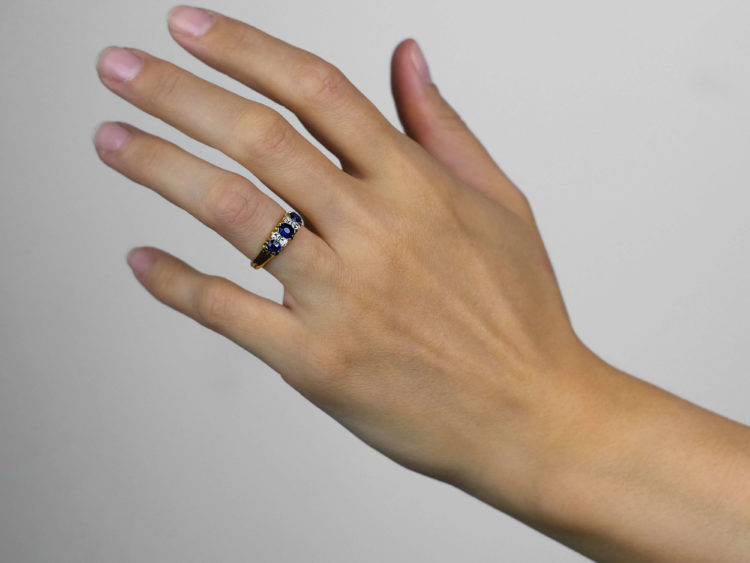 Victorian 18ct Gold Three Stone Sapphire & Diamond Ring