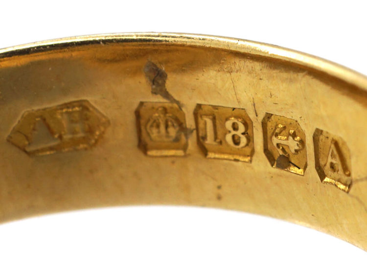 Victorian 18ct Gold Lover's Knot Ring set with Three Diamonds