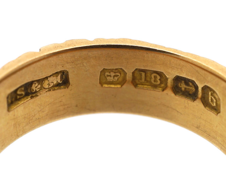 Victorian 18ct Gold Decorated Wedding Band