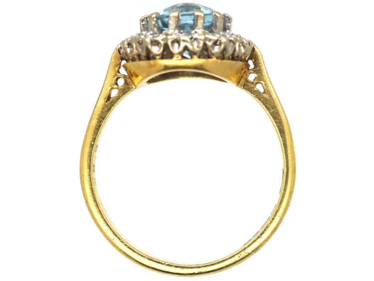 18ct Gold Aquamarine & Diamond Oval Cluster Ring