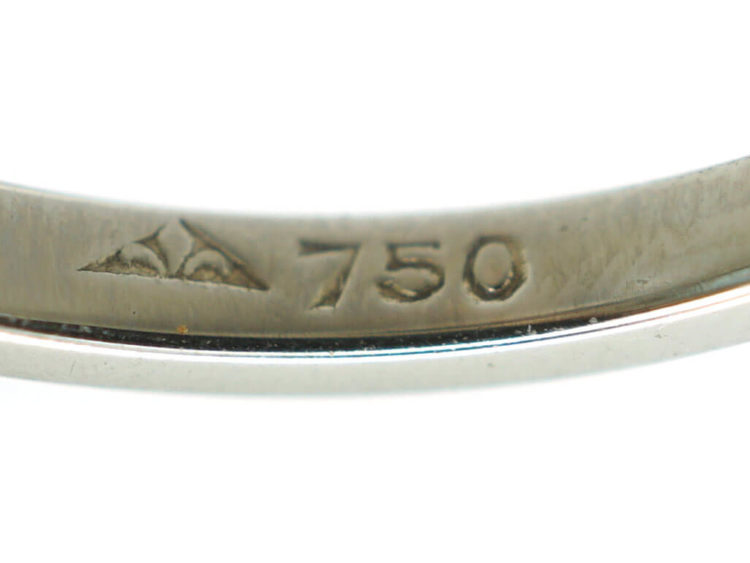 18ct White Gold, Aquamarine & Diamond Oval Cluster Ring