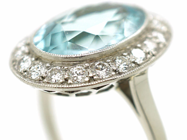 18ct White Gold, Aquamarine & Diamond Oval Cluster Ring