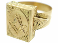 Victorian 18ct Gold Masonic Ring with Opening Compartment