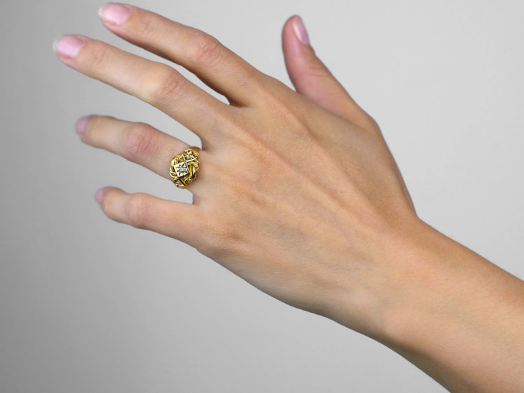 Edwardian 18ct Gold Lover's Knot Ring set with Three Diamonds
