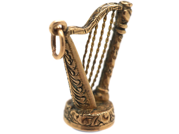 Victorian 9ct Gold Seal of a Harp with a Carnelian Base