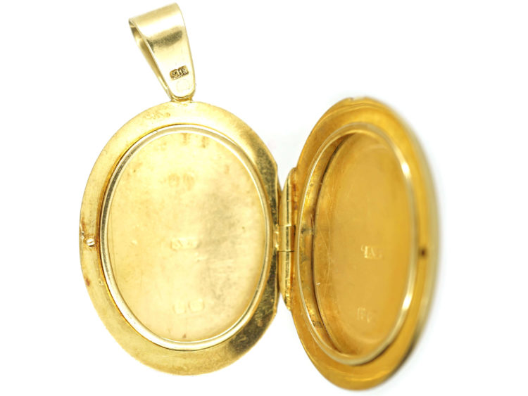 Victorian 18ct Gold Plain Oval Locket