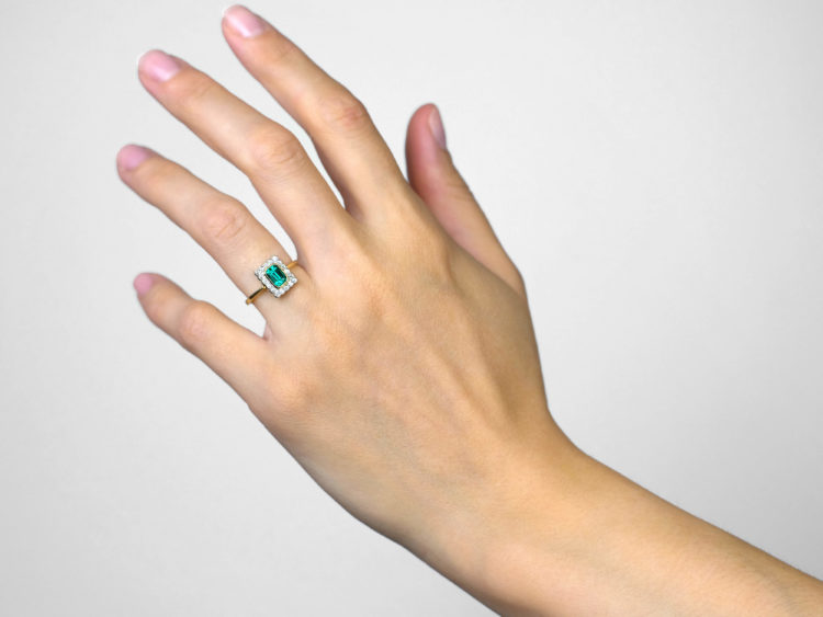 18ct Gold, Emerald & Diamond Rectangular Ring