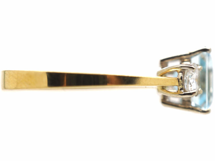 18ct Gold Rectangular Cut Aquamarine & Diamond Ring