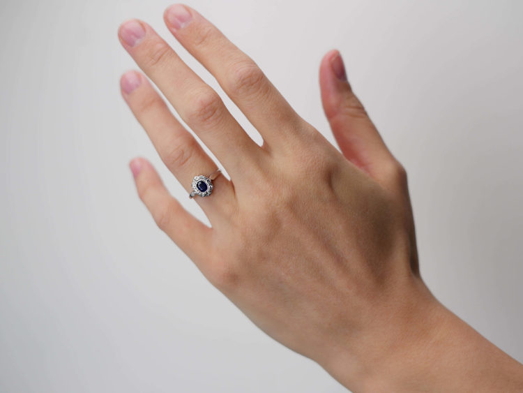 Edwardian 18ct White Gold & Platinum, Sapphire & Diamond Oval Cluster Ring