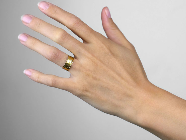 Victorian Two Colour Gold 18ct Gold Wedding Band with Cherry Motif