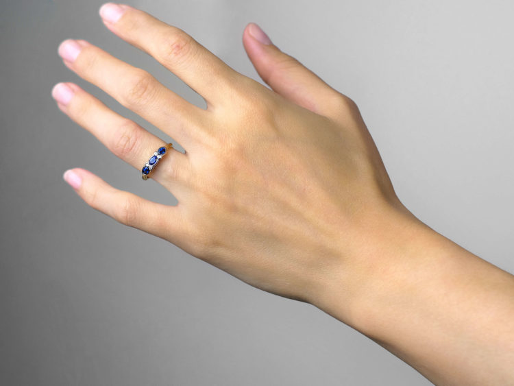 18ct Gold Three Stone Sapphire & Diamond Ring