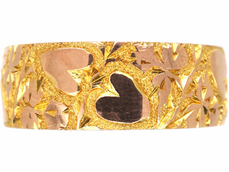 Edwardian 9ct Gold Wedding Band with Hearts Motif