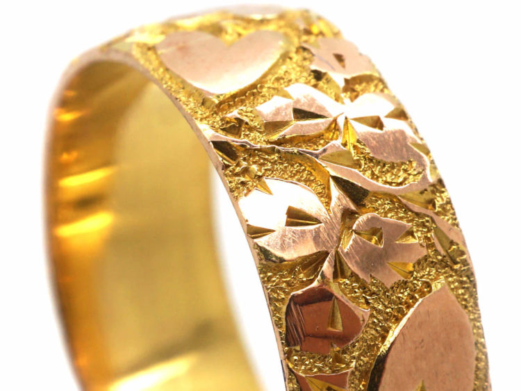 Edwardian 9ct Gold Wedding Band with Hearts Motif