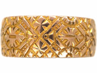 Victorian 9ct Gold Wide Wedding Band with Incised Detail