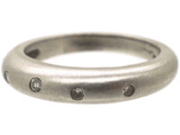 14ct White Gold Ring set with Diamonds