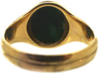 Victorian 18ct Gold Signet Ring set with a Plain Bloodstone