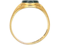 Victorian 18ct Gold Signet Ring set with a Plain Bloodstone