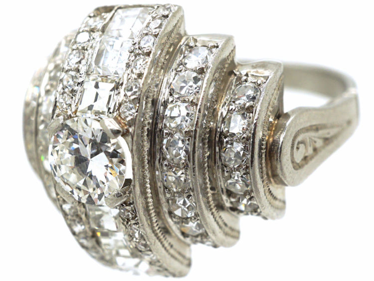Art Deco 18ct White Gold & Diamond Curve Design Ring