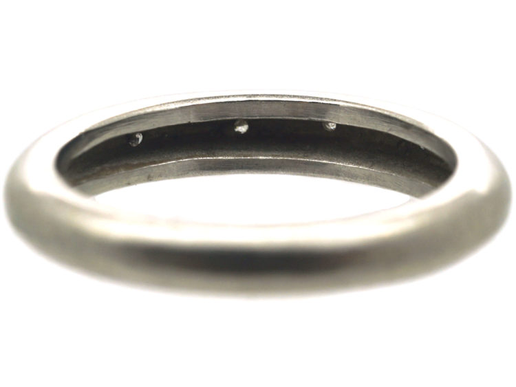 14ct White Gold Ring set with Diamonds