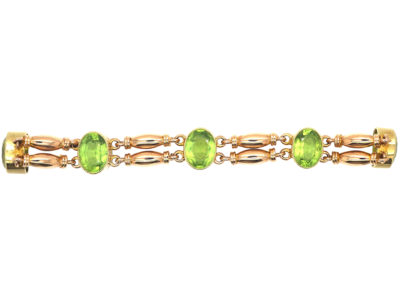 Edwardian 15ct Gold Bracelet set with Peridots