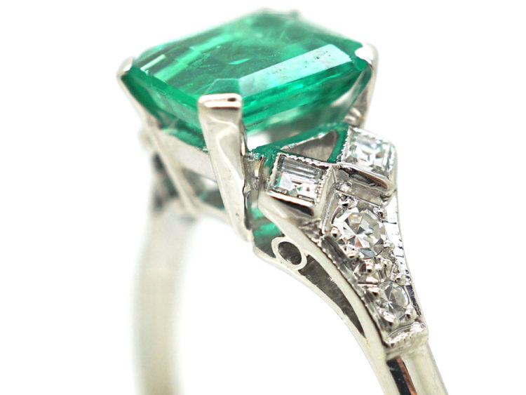 Art Deco Platinum, Emerald & Diamond Ring