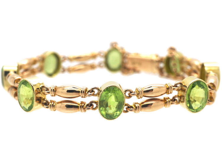 Edwardian 15ct Gold Bracelet set with Peridots