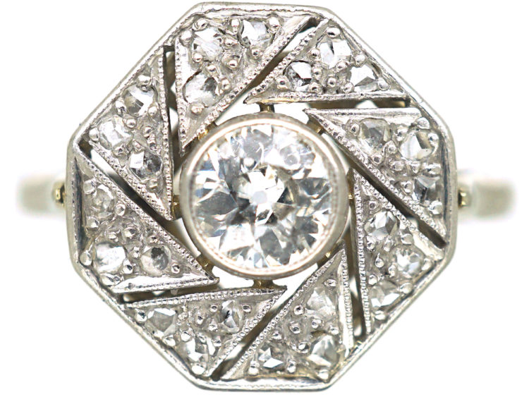 French Art Deco 18ct White Gold and Platinum, Diamond Catherine Wheel Design Ring
