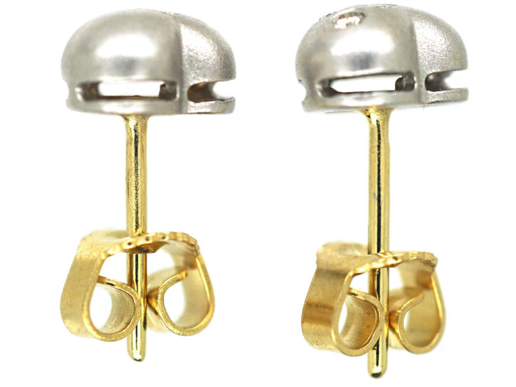 18ct White Gold Heart Shaped Earrings set with Diamonds