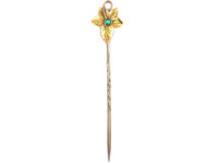 Edwardian 9ct Gold Ivy Leaf Tie Pin set with a Turquoise