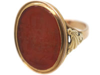 Georgian 9ct Gold & Carnelian Carved Intaglio Ring of a Coat of Arms