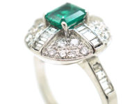 18ct White Gold Emerald & Diamond Cluster Ring